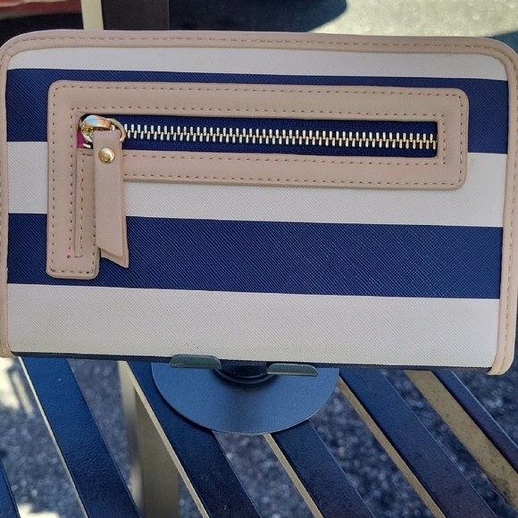 Spartina 449 Navy and Tan Striped Wallet - Picture 4 of 16